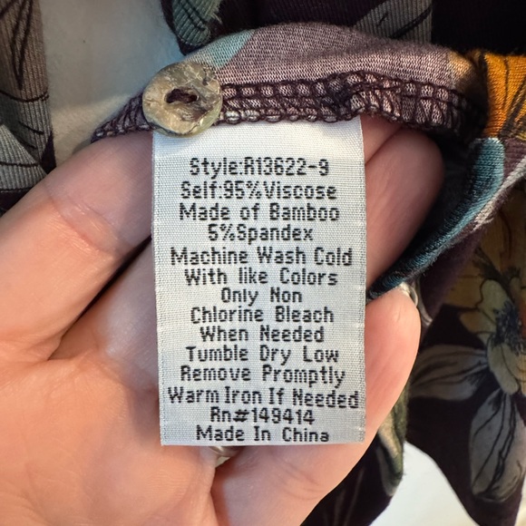 Johnny Was Floral Bamboo Blend Top Purple Multi Size S - Retail $225 (runs big) - Picture 6 of 6